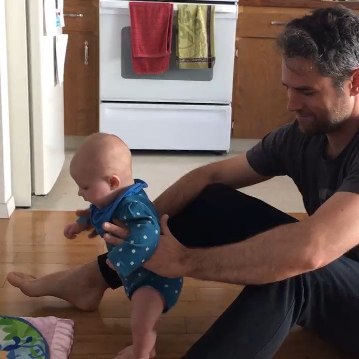 4.5 months old & Isabella  is leveling up. Some of her :)