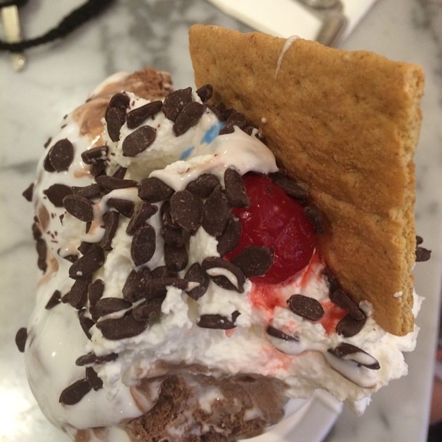 Early birthday sundae of the month: S'mores!