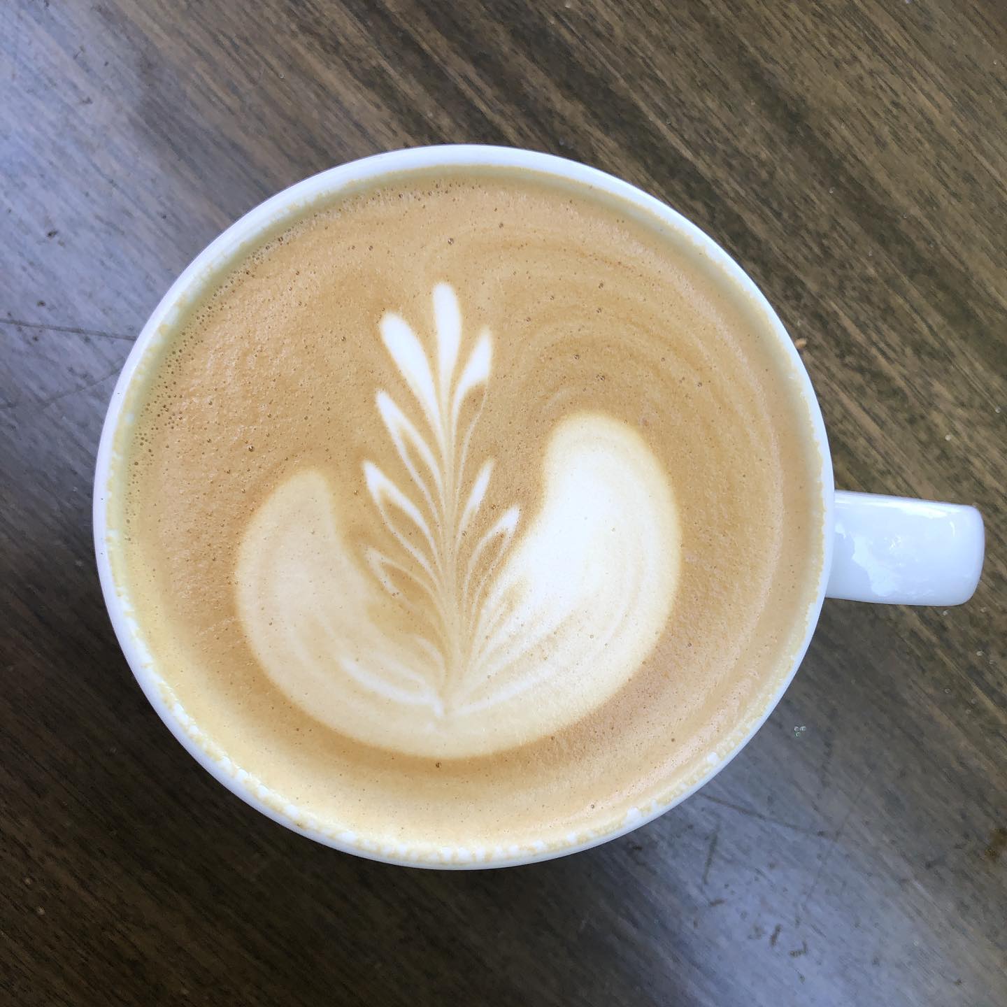 I really like this place, good for working before sailing :)