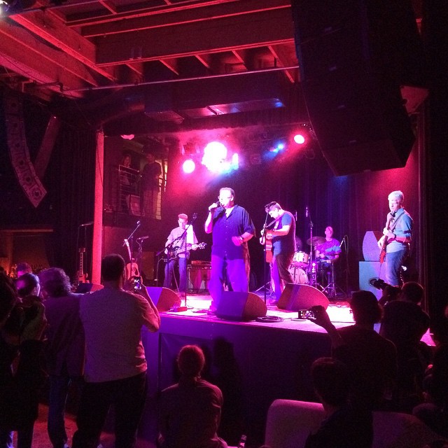 James Dempsey and the Breakpoints singing "Almost dropped my IPhone"