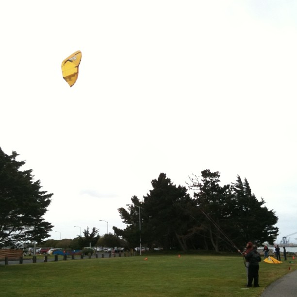 Kiteboarding lesson at KGB