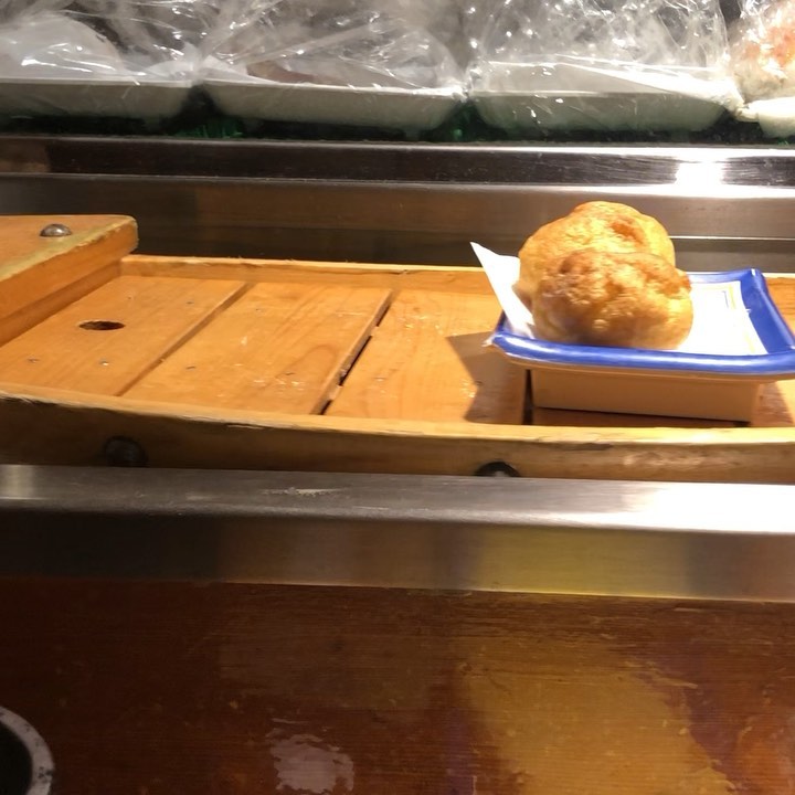 Seven bells for Takara Sushi on College. Their lease just got raised again and they’re closing their doors after 12 years  this Thurs, Oct 31. Get your boat sushi before it’s gone forever. ️