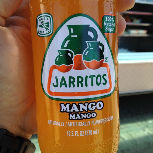Taco truck Jarritos